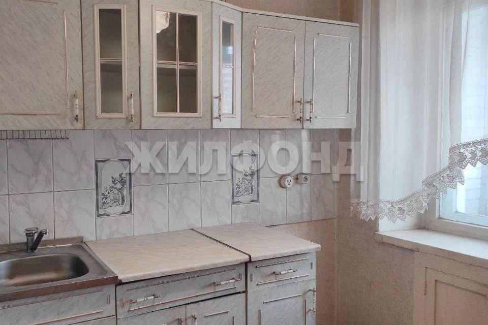 Продаётся 1-комнатная квартира, 40.7 м²