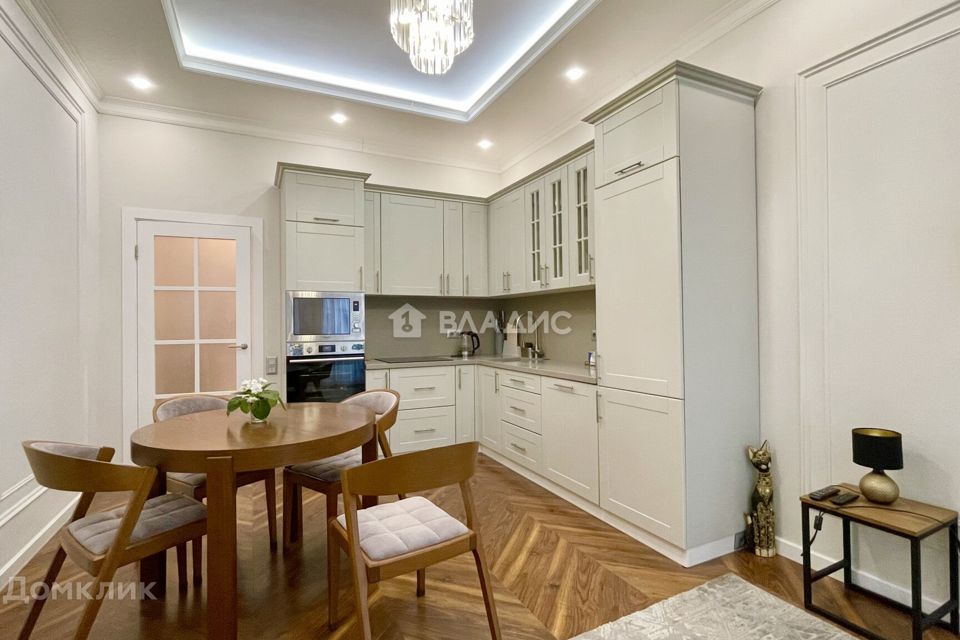 Продаётся 2-комнатная квартира, 74.7 м²
