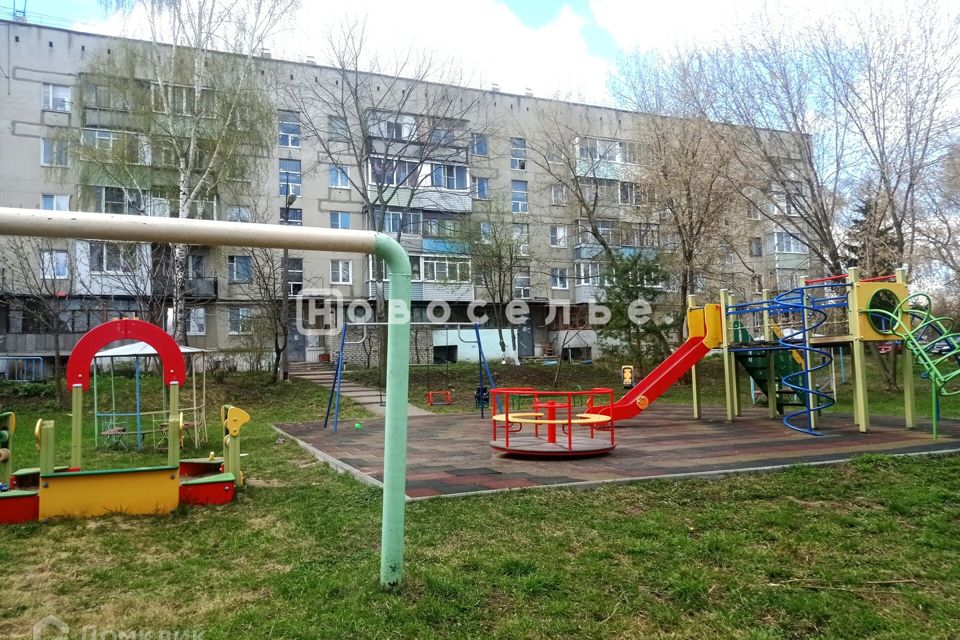 Продаётся 3-комнатная квартира, 61.5 м²