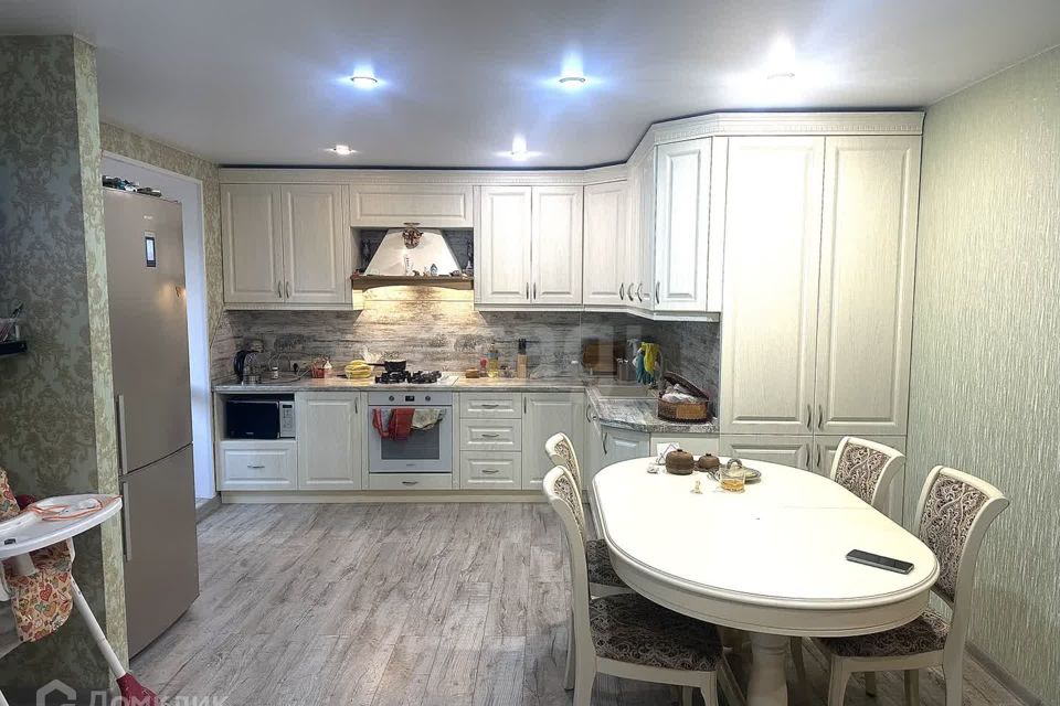 Продаётся 3-комнатная квартира, 89.2 м²