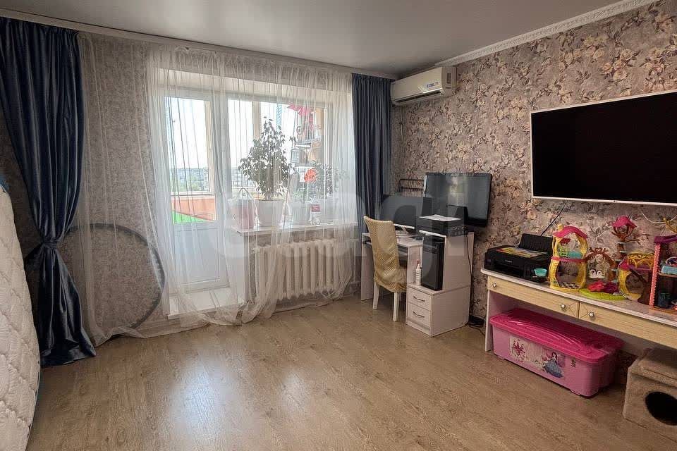 Продаётся 2-комнатная квартира, 56.2 м²