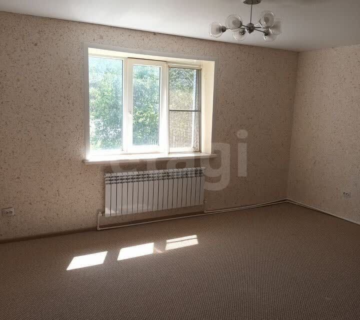 Продаётся 1-комнатная квартира, 37.9 м²