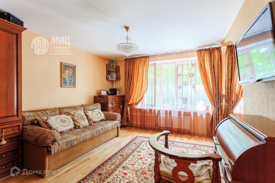 Продаётся 1-комнатная квартира, 35 м²