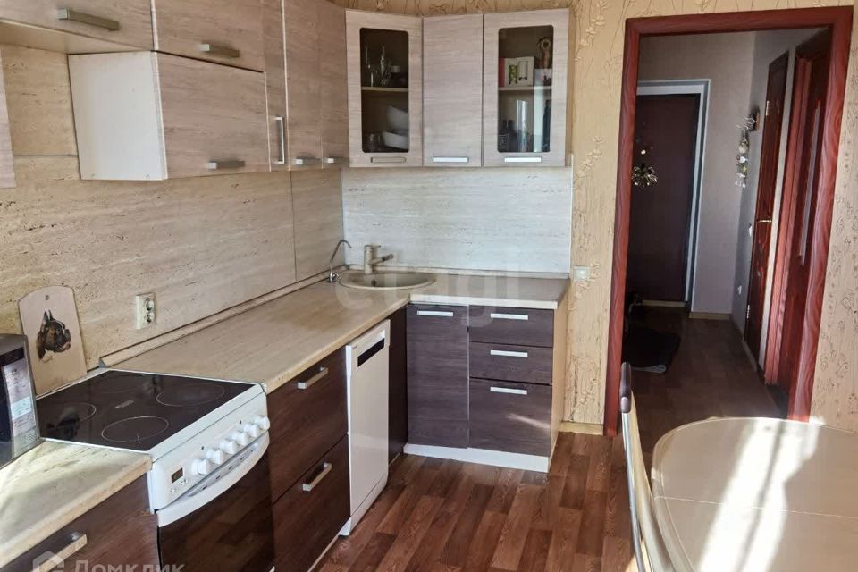 Продаётся 1-комнатная квартира, 41.8 м²