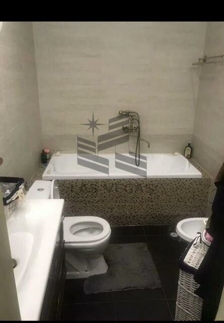 Сдаётся 4-комнатная квартира, 147 м²