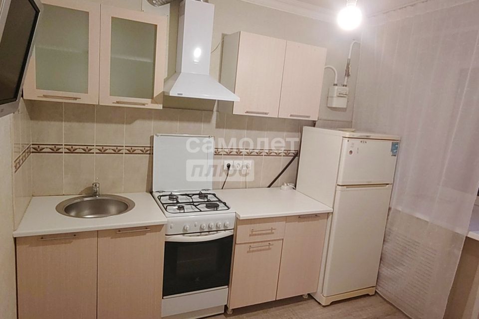 Продаётся 1-комнатная квартира, 40.4 м²