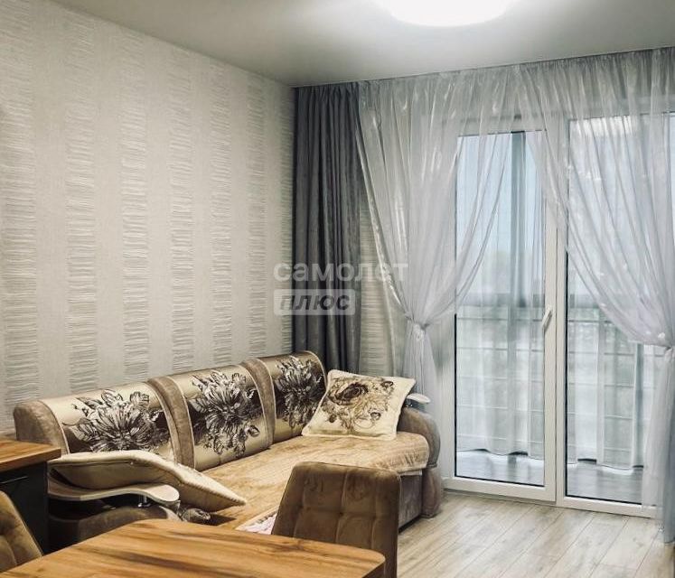 Продаётся 1-комнатная квартира, 43.2 м²