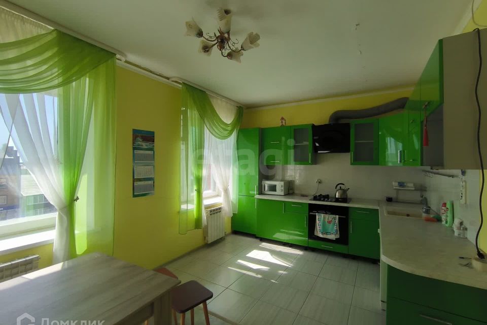 Продаётся 3-комнатная квартира, 95 м²