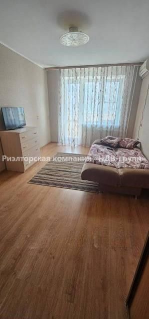 Сдаётся 1-комнатная квартира, 33 м²