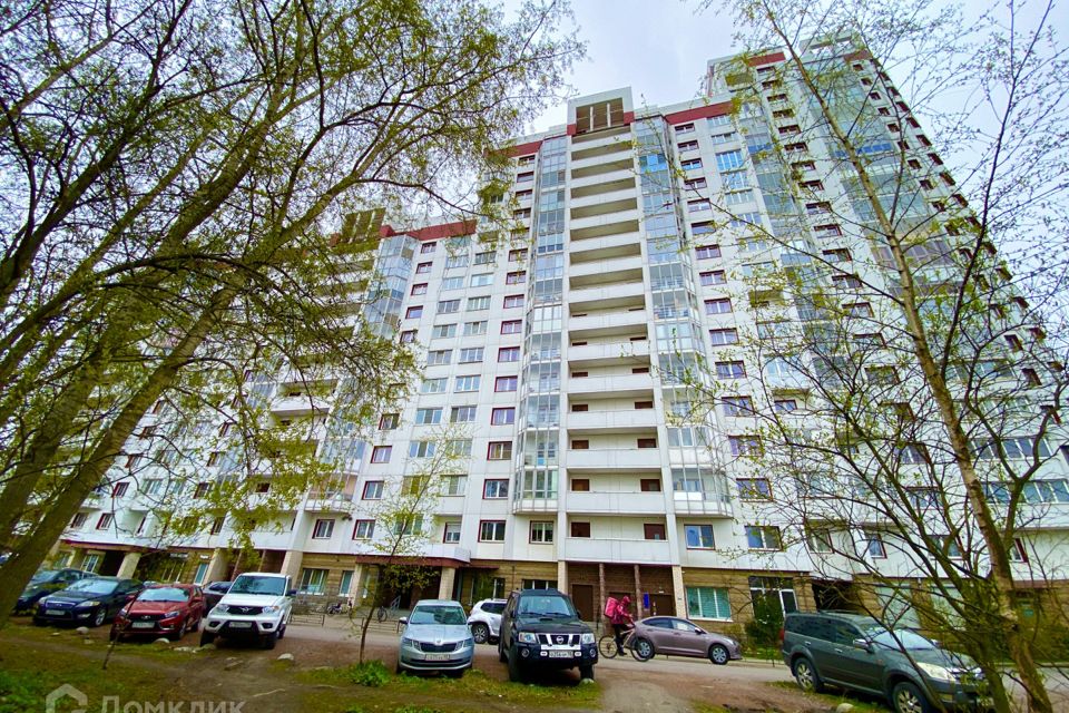 Продаётся 1-комнатная квартира, 41.9 м²