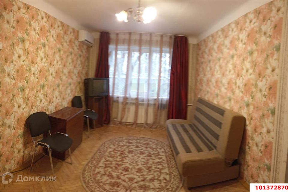 Продаётся 2-комнатная квартира, 42.6 м²