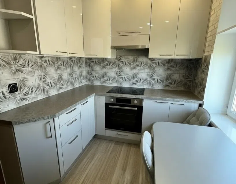 Продаётся 2-комнатная квартира, 50.9 м²