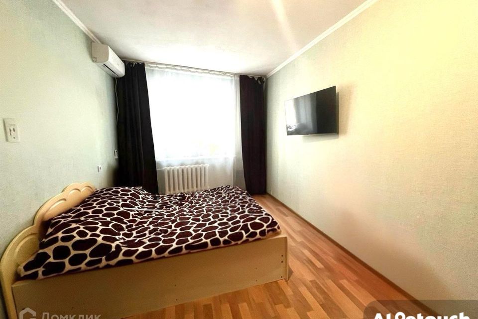 Продаётся 2-комнатная квартира, 65 м²