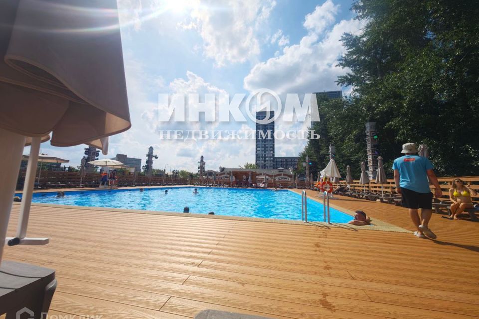 Продаётся 1-комнатная квартира, 43.8 м²