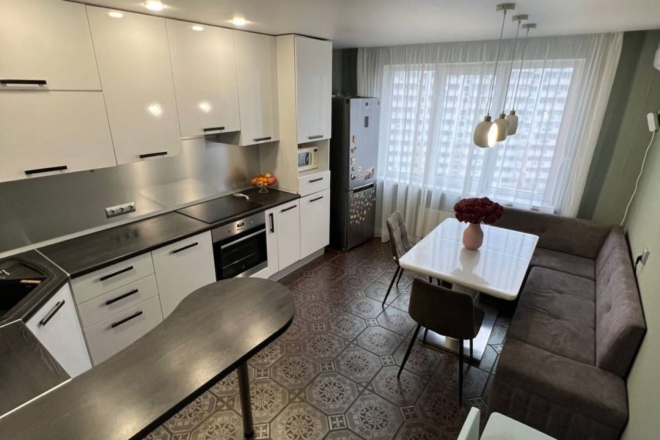 Продаётся 2-комнатная квартира, 64.8 м²
