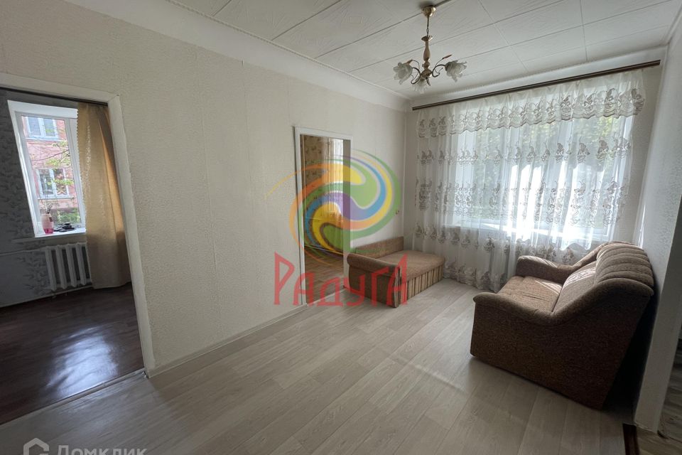 Продаётся 3-комнатная квартира, 38.4 м²