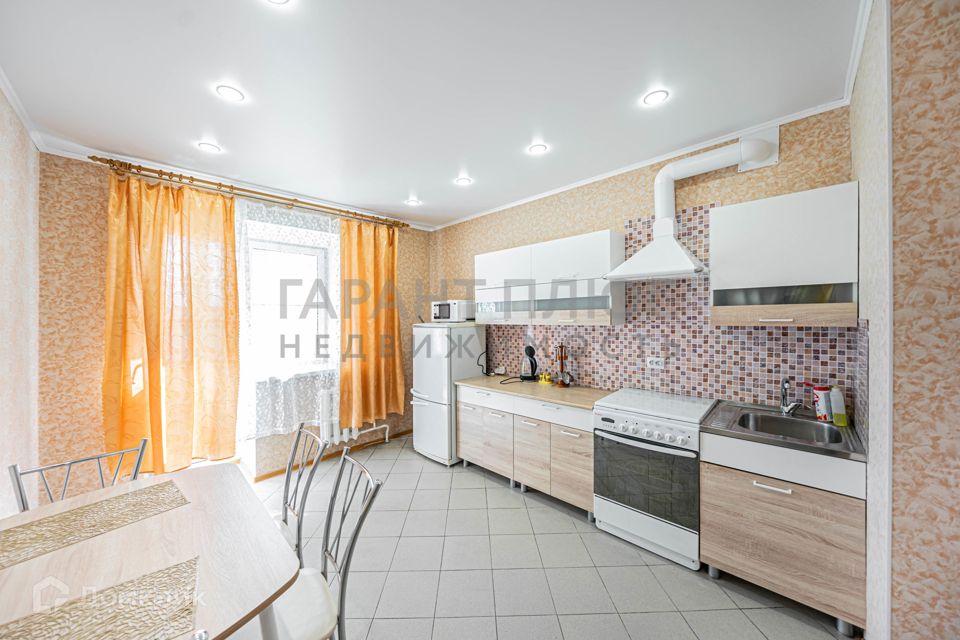 Сдаётся 1-комнатная квартира, 42 м²