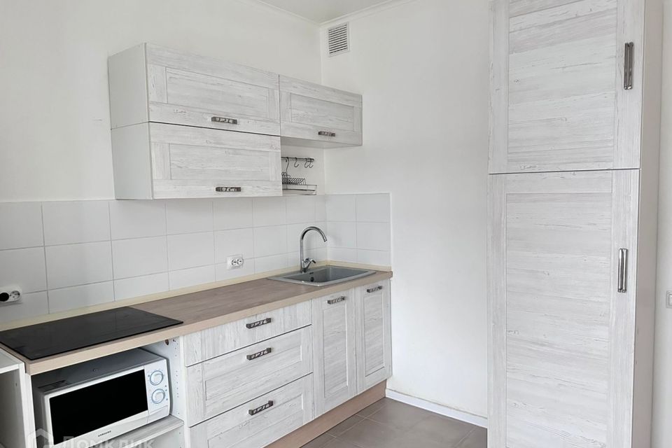 Продаётся 1-комнатная квартира, 41.4 м²