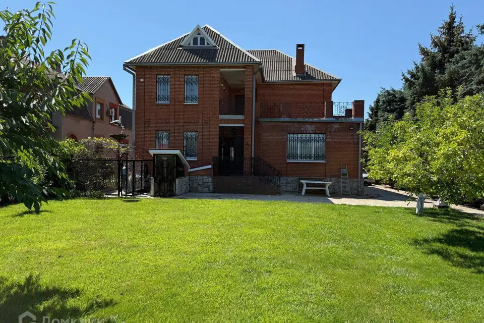 Продаётся 2-этажный дом, 359.4 м²