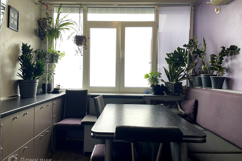 Продаётся 3-комнатная квартира, 93 м²