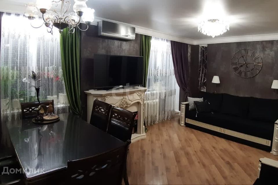 Продаётся 3-комнатная квартира, 54.8 м²