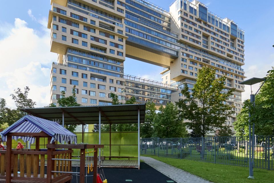 Продаётся 1-комнатная квартира, 51.1 м²
