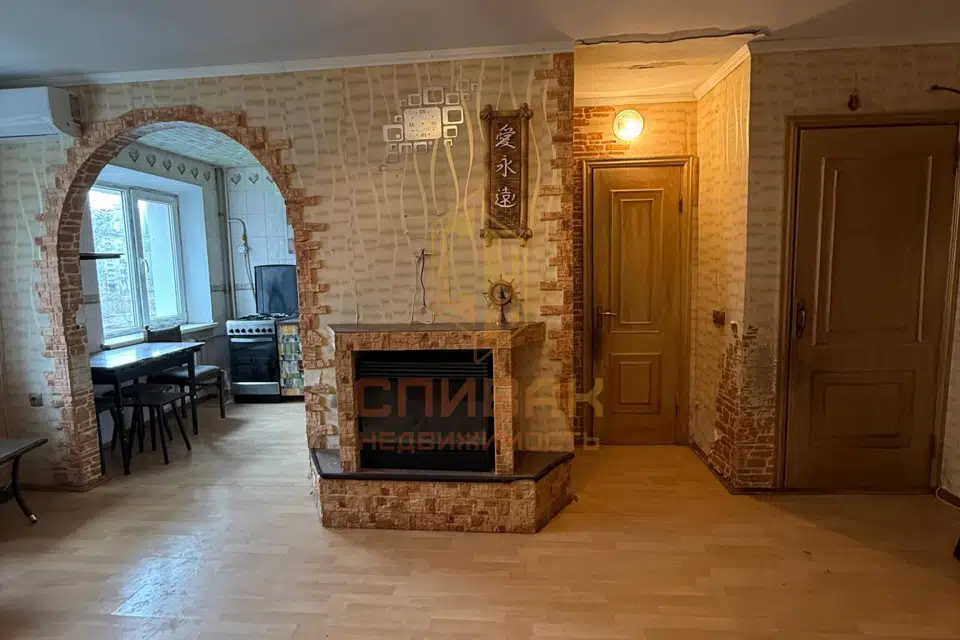 Продаётся 3-комнатная квартира, 51.3 м²