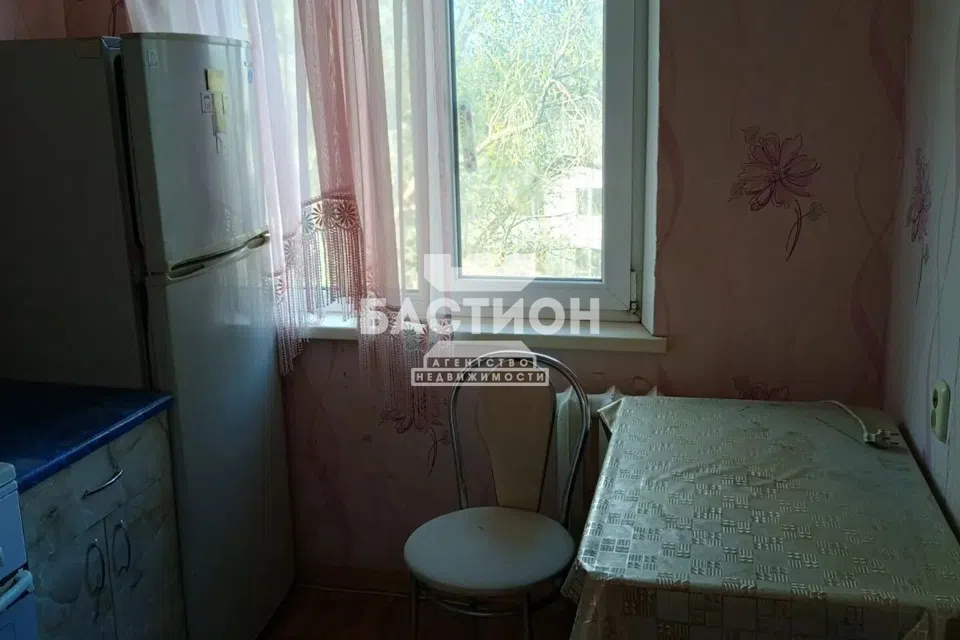 Сдаётся 3-комнатная квартира, 52 м²