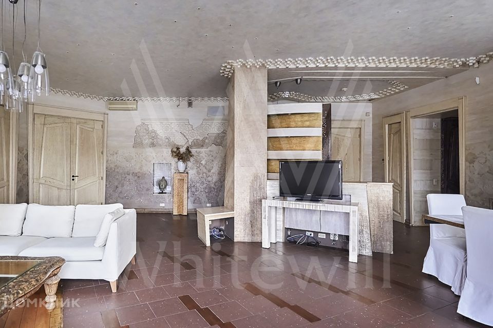 Сдаётся 4-комнатная квартира, 167 м²