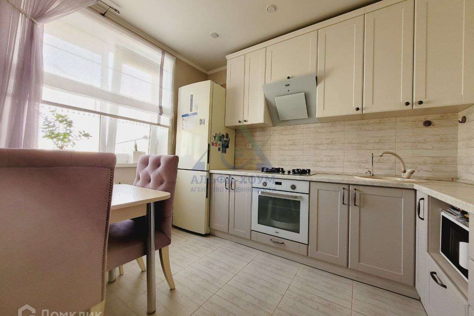 Продаётся 3-комнатная квартира, 71 м²