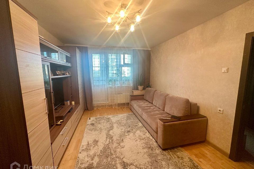 Продаётся 1-комнатная квартира, 37.5 м²