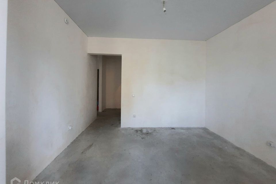 Продаётся 1-комнатная квартира, 38 м²