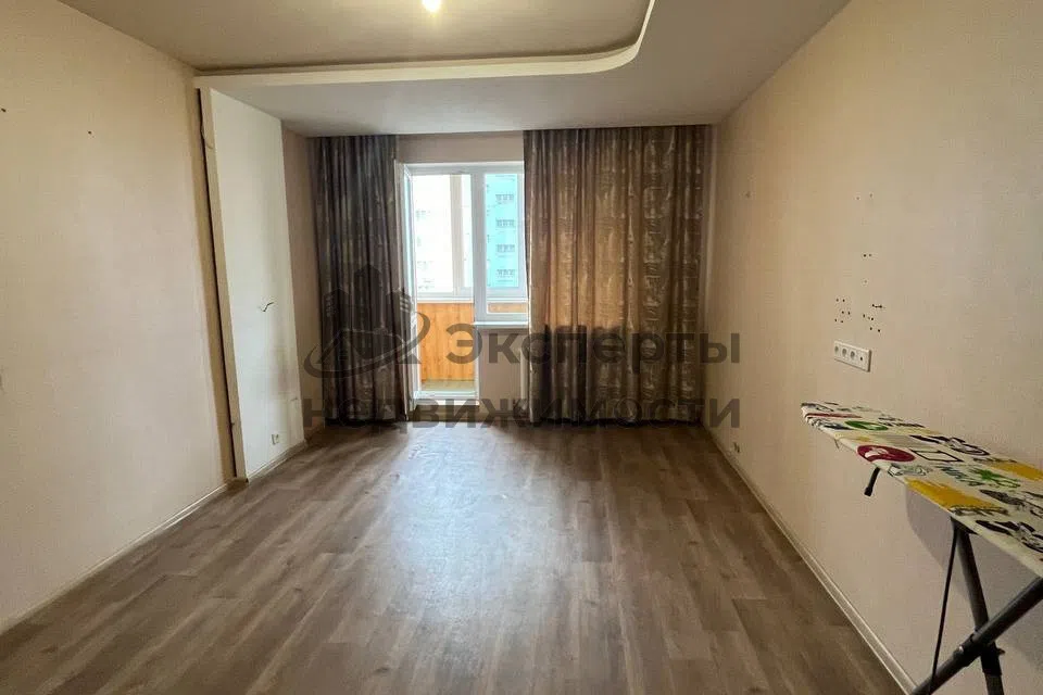 Продаётся 4-комнатная квартира, 95 м²