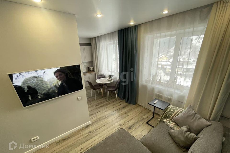 Продаётся 3-комнатная квартира, 63 м²