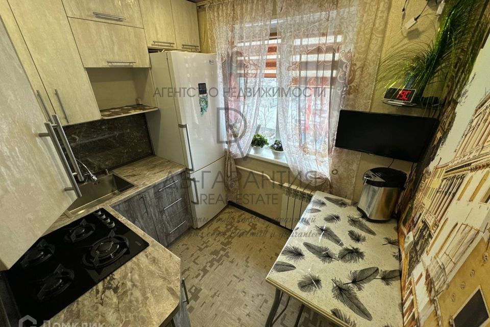 Продаётся 3-комнатная квартира, 56.1 м²