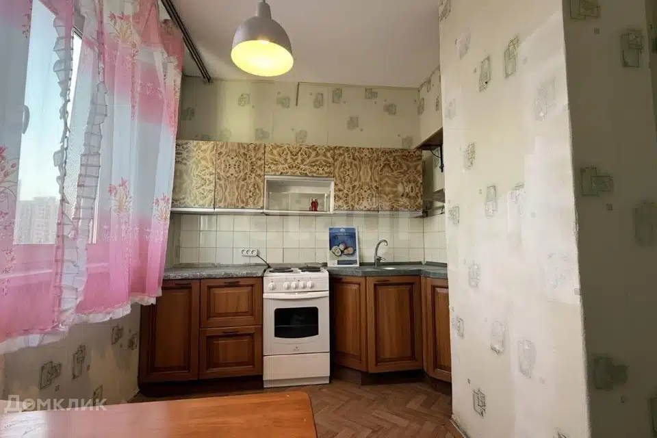 Продаётся 1-комнатная квартира, 37.8 м²