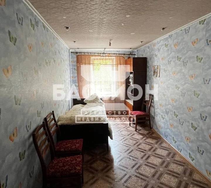 Продаётся 3-комнатная квартира, 57.8 м²