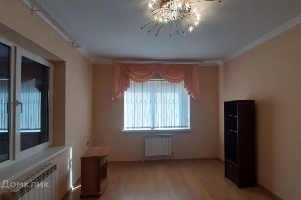 Продаётся 2-этажный дом, 170 м²