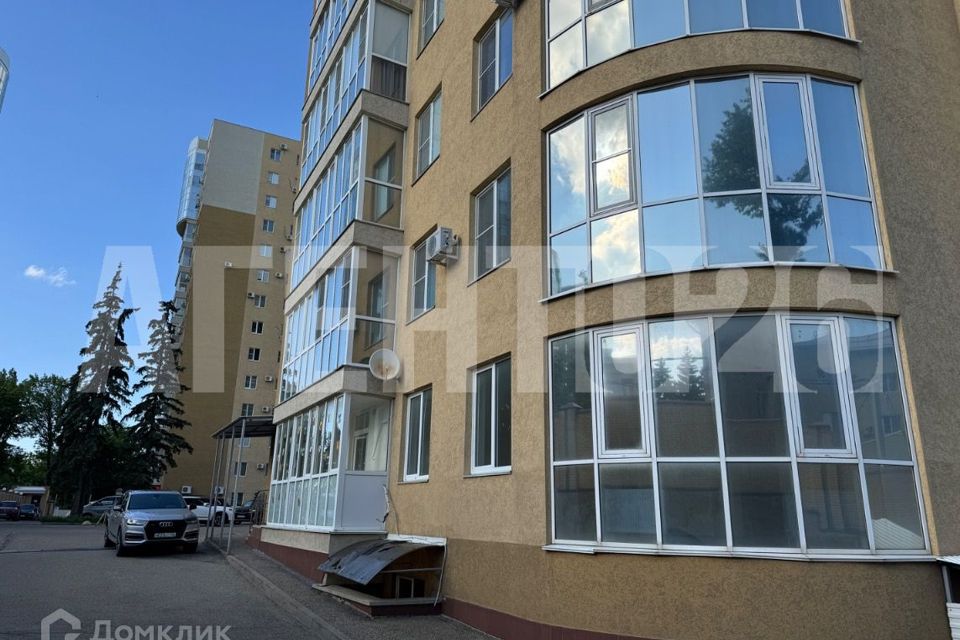 Продаётся 3-комнатная квартира, 138.7 м²