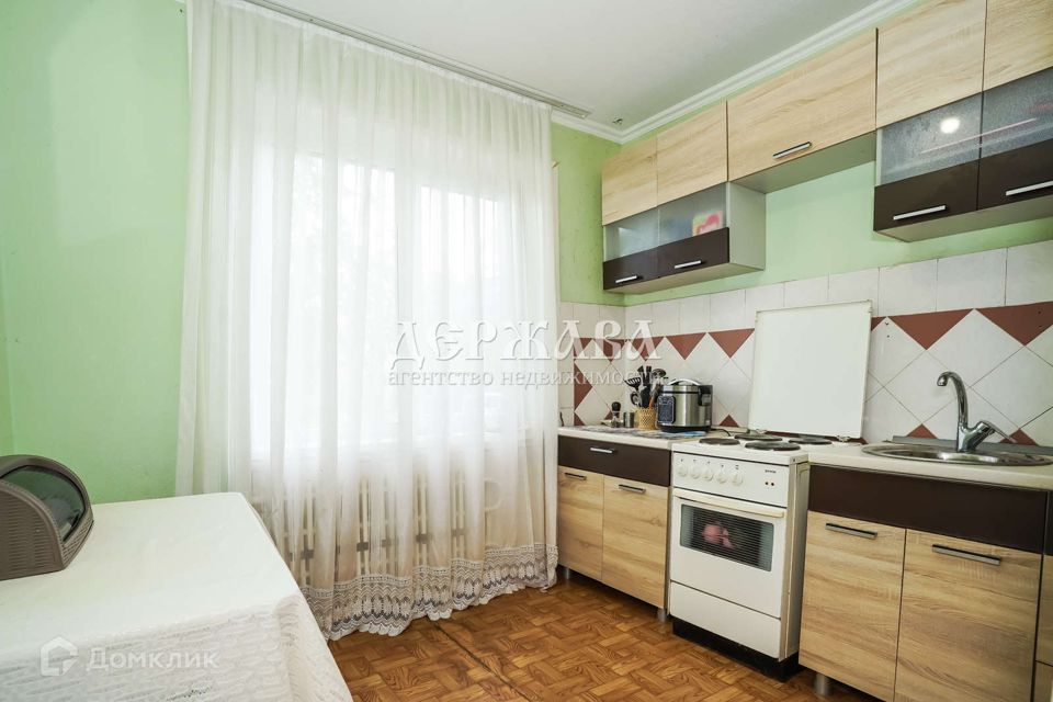 Продаётся 3-комнатная квартира, 62.4 м²