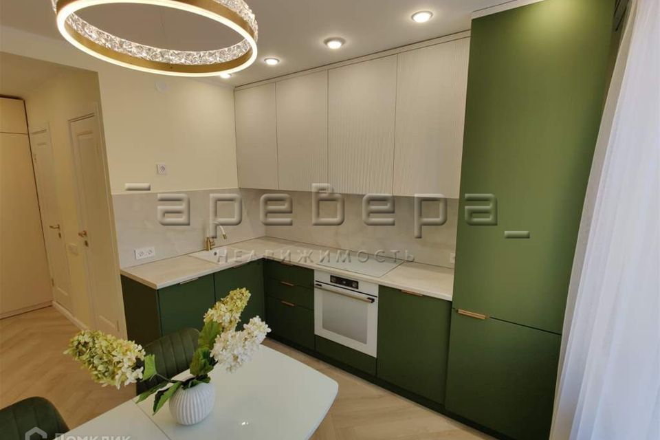 Продаётся 1-комнатная квартира, 41.8 м²