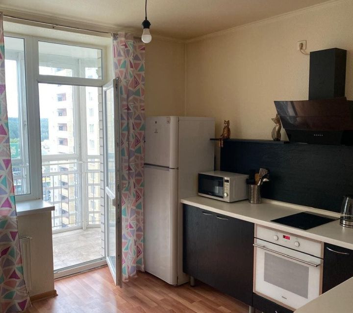 Продаётся 1-комнатная квартира, 43.8 м²
