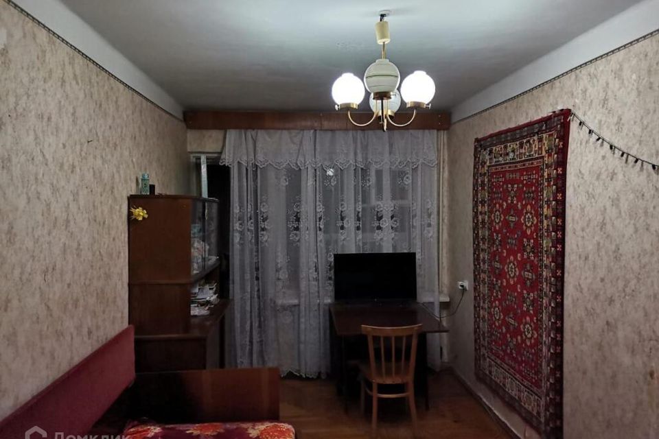 Продаётся 2-комнатная квартира, 40.5 м²