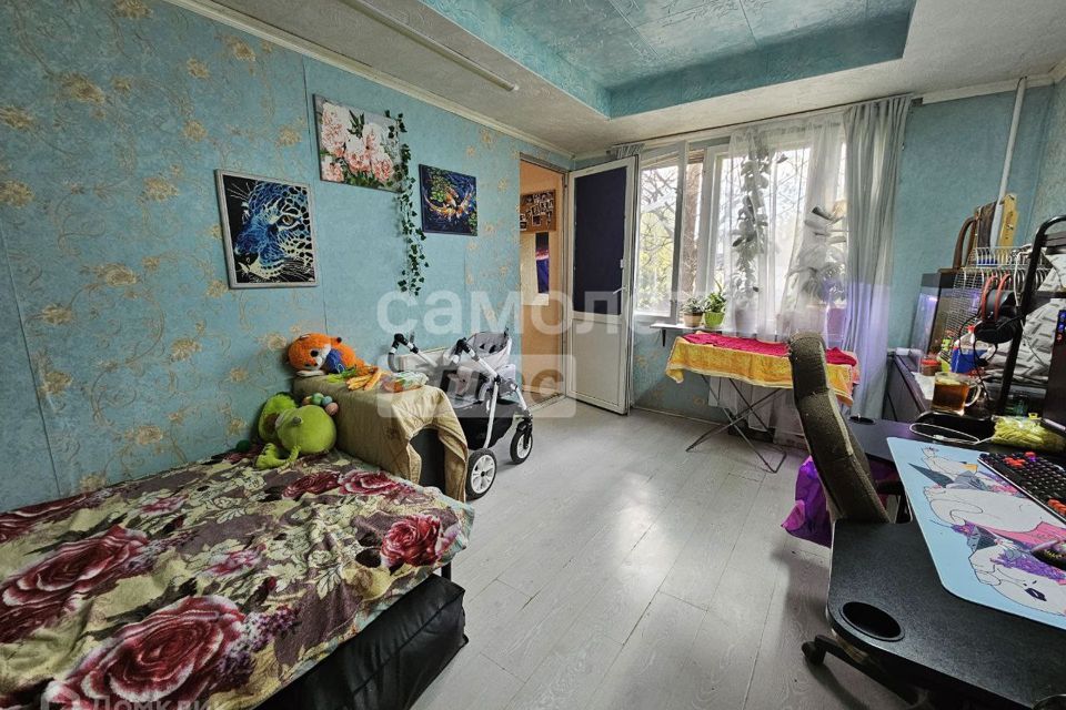 Продаётся 3-комнатная квартира, 51.6 м²