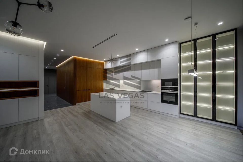 Сдаётся 3-комнатная квартира, 110 м²