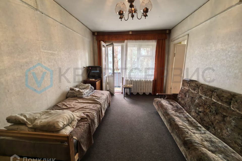 Сдаётся 4-комнатная квартира, 60 м²