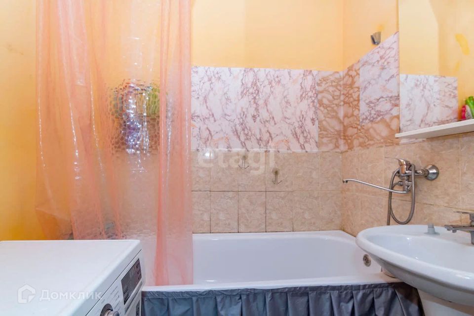 Продаётся 2-комнатная квартира, 55.7 м²