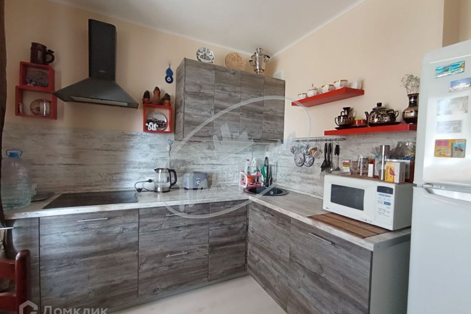 Продаётся 1-комнатная квартира, 37.3 м²