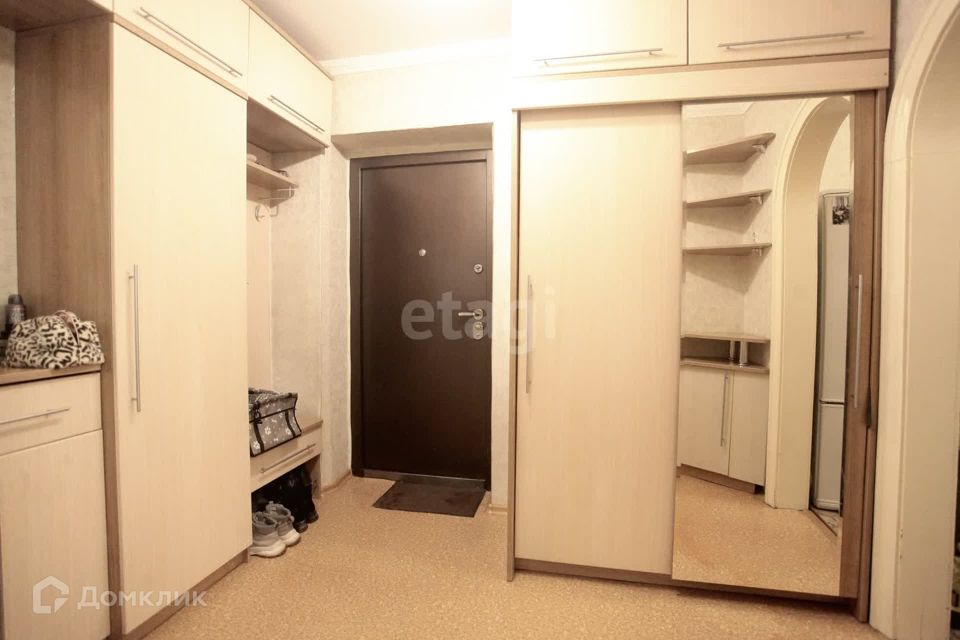 Продаётся 2-комнатная квартира, 48.8 м²