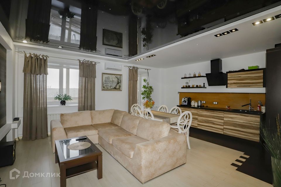 Сдаётся 3-комнатная квартира, 75.8 м²